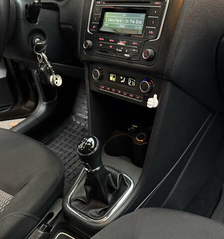 Коричневий Фольксваген Поло, об'ємом двигуна 1.6 л та пробігом 165 тис. км за 8000 $, фото 27 на Automoto.ua