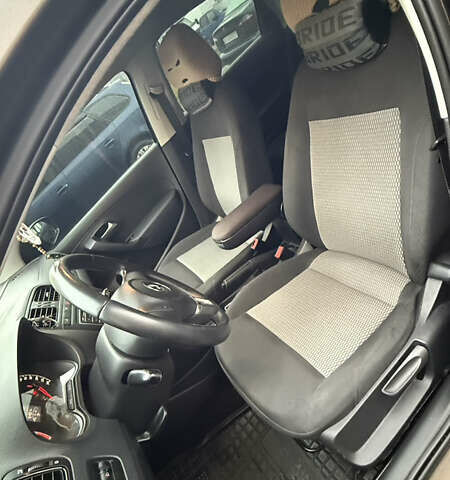 Коричневий Фольксваген Поло, об'ємом двигуна 1.6 л та пробігом 165 тис. км за 8000 $, фото 22 на Automoto.ua