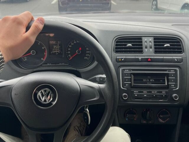 Коричневый Фольксваген Поло, объемом двигателя 1.6 л и пробегом 240 тыс. км за 7500 $, фото 3 на Automoto.ua