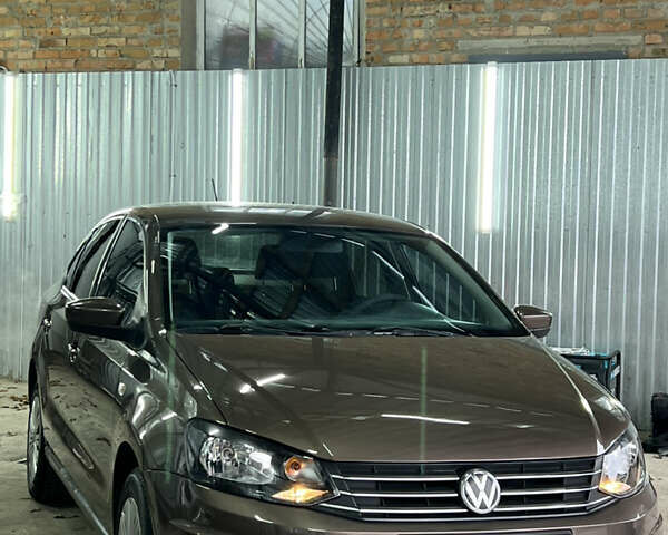 Коричневый Фольксваген Поло, объемом двигателя 1.57 л и пробегом 247 тыс. км за 8600 $, фото 4 на Automoto.ua