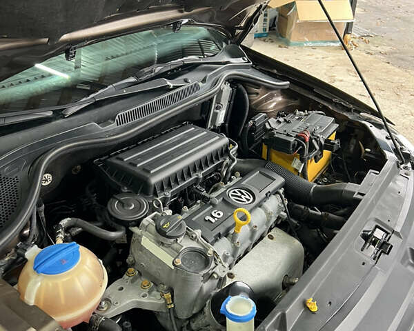 Коричневый Фольксваген Поло, объемом двигателя 1.57 л и пробегом 247 тыс. км за 8600 $, фото 26 на Automoto.ua