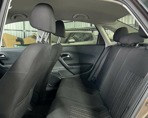 Коричневый Фольксваген Поло, объемом двигателя 1.57 л и пробегом 247 тыс. км за 8600 $, фото 21 на Automoto.ua