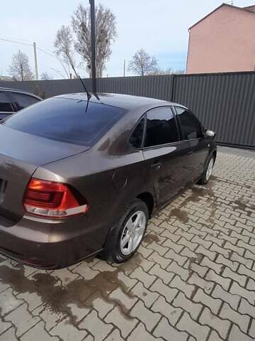 Коричневый Фольксваген Поло, объемом двигателя 1.6 л и пробегом 102 тыс. км за 10000 $, фото 6 на Automoto.ua