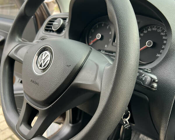 Коричневый Фольксваген Поло, объемом двигателя 1.6 л и пробегом 104 тыс. км за 10700 $, фото 30 на Automoto.ua