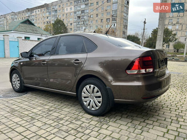Коричневый Фольксваген Поло, объемом двигателя 1.6 л и пробегом 104 тыс. км за 10700 $, фото 3 на Automoto.ua