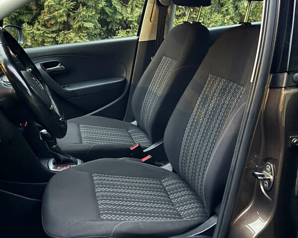 Коричневый Фольксваген Поло, объемом двигателя 1.6 л и пробегом 87 тыс. км за 11500 $, фото 18 на Automoto.ua