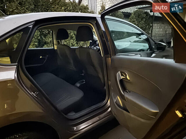 Коричневый Фольксваген Поло, объемом двигателя 1.6 л и пробегом 87 тыс. км за 11500 $, фото 21 на Automoto.ua