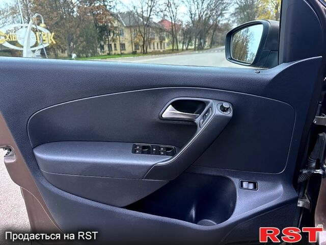 Коричневый Фольксваген Поло, объемом двигателя 1.4 л и пробегом 71 тыс. км за 10800 $, фото 10 на Automoto.ua