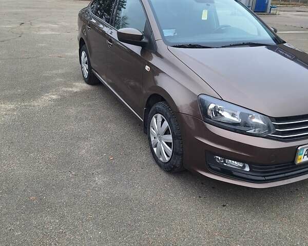 Коричневий Фольксваген Поло, об'ємом двигуна 1.39 л та пробігом 68 тис. км за 10000 $, фото 28 на Automoto.ua