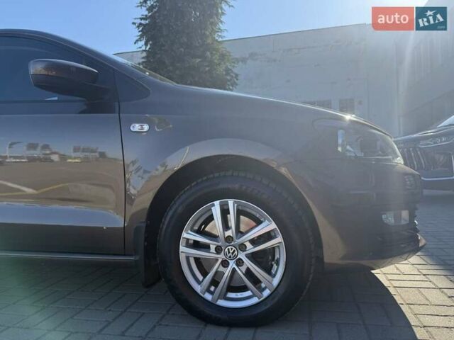 Коричневый Фольксваген Поло, объемом двигателя 1.39 л и пробегом 84 тыс. км за 10200 $, фото 1 на Automoto.ua