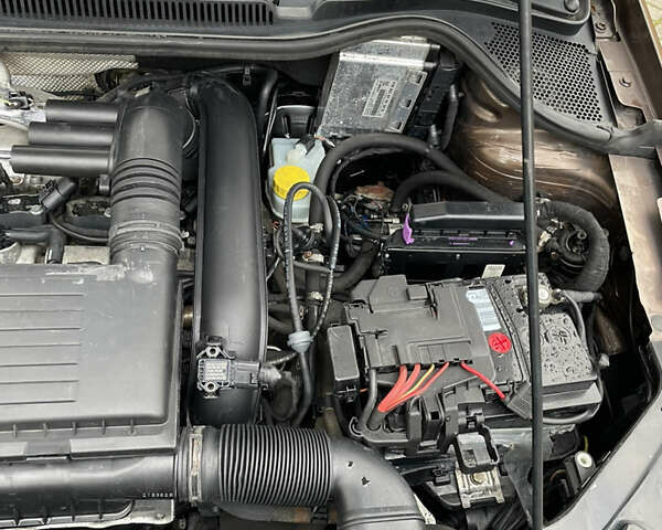 Фольксваген Поло 2018 у Києві на Automoto.ua Коричневий Фольксваген Поло, об'ємом двигуна 1.4 л та пробігом 201 тис. км за 6800 $, фото 21 на Automoto.ua