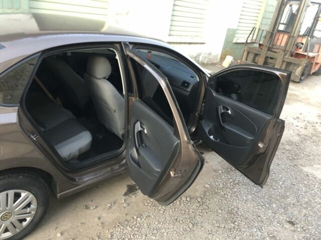 Коричневый Фольксваген Поло, объемом двигателя 0 л и пробегом 43 тыс. км за 13750 $, фото 3 на Automoto.ua