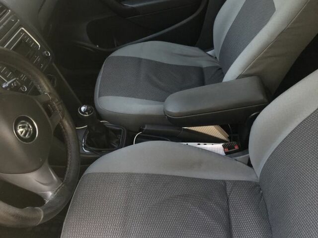 Коричневый Фольксваген Поло, объемом двигателя 0 л и пробегом 43 тыс. км за 13750 $, фото 5 на Automoto.ua