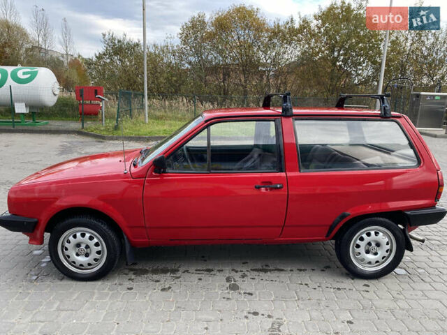 Красный Фольксваген Поло, объемом двигателя 1.1 л и пробегом 718 тыс. км за 1700 $, фото 1 на Automoto.ua