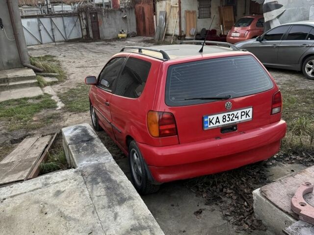 Червоний Фольксваген Поло, об'ємом двигуна 1.4 л та пробігом 266 тис. км за 1500 $, фото 3 на Automoto.ua