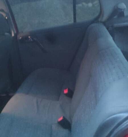 Красный Фольксваген Поло, объемом двигателя 1 л и пробегом 254 тыс. км за 2500 $, фото 10 на Automoto.ua