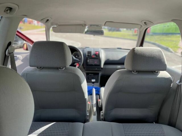 Красный Фольксваген Поло, объемом двигателя 1.4 л и пробегом 140 тыс. км за 3300 $, фото 12 на Automoto.ua