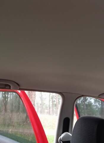 Красный Фольксваген Поло, объемом двигателя 1.4 л и пробегом 277 тыс. км за 3800 $, фото 16 на Automoto.ua