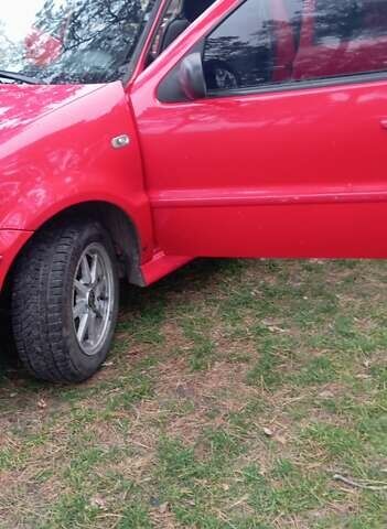 Красный Фольксваген Поло, объемом двигателя 1.4 л и пробегом 277 тыс. км за 3800 $, фото 5 на Automoto.ua