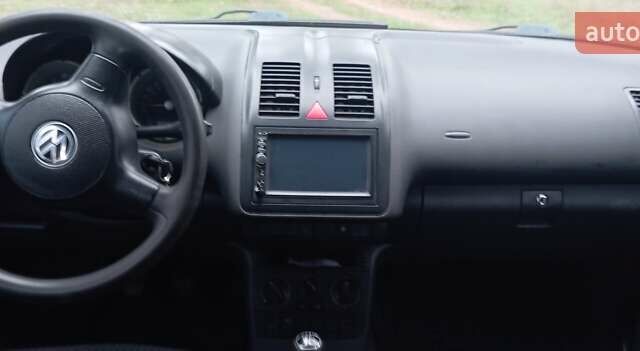 Красный Фольксваген Поло, объемом двигателя 1.4 л и пробегом 277 тыс. км за 3800 $, фото 22 на Automoto.ua