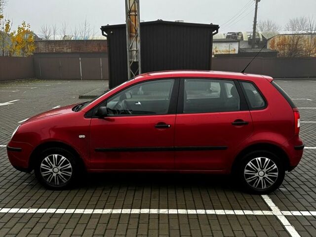 Красный Фольксваген Поло, объемом двигателя 1.4 л и пробегом 150 тыс. км за 4100 $, фото 2 на Automoto.ua