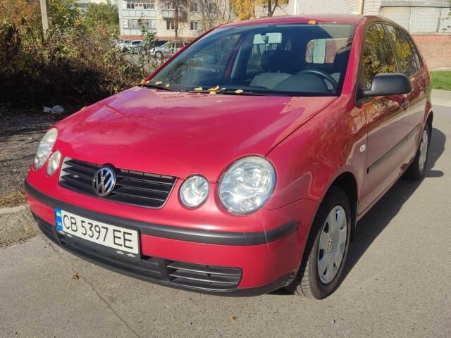 Красный Фольксваген Поло, объемом двигателя 1.4 л и пробегом 160 тыс. км за 5000 $, фото 1 на Automoto.ua
