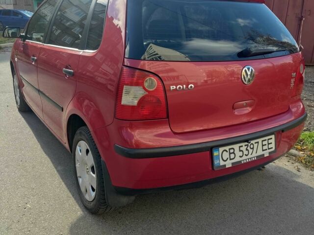 Красный Фольксваген Поло, объемом двигателя 1.4 л и пробегом 160 тыс. км за 5000 $, фото 2 на Automoto.ua
