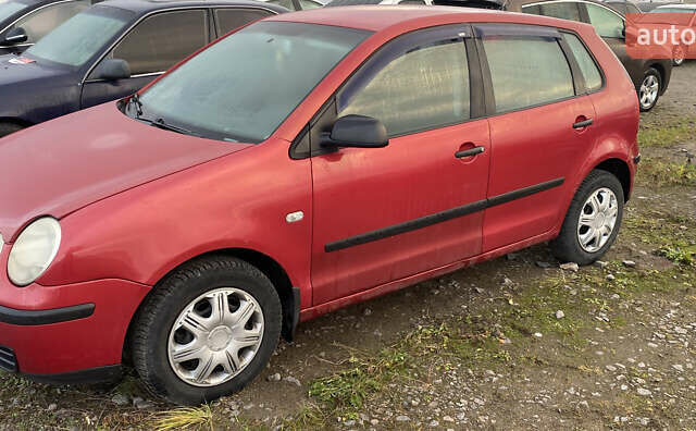 Красный Фольксваген Поло, объемом двигателя 1.4 л и пробегом 232 тыс. км за 3650 $, фото 5 на Automoto.ua