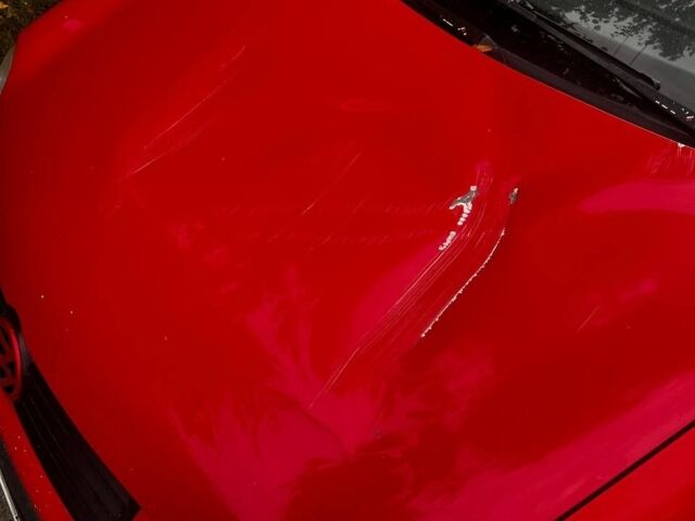 Красный Фольксваген Поло, объемом двигателя 1.4 л и пробегом 290 тыс. км за 2500 $, фото 5 на Automoto.ua