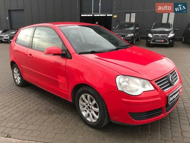 Червоний Фольксваген Поло, об'ємом двигуна 1.2 л та пробігом 190 тис. км за 2490 $, фото 10 на Automoto.ua