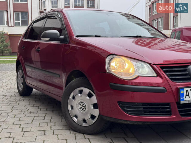 Красный Фольксваген Поло, объемом двигателя 1.4 л и пробегом 235 тыс. км за 5500 $, фото 14 на Automoto.ua