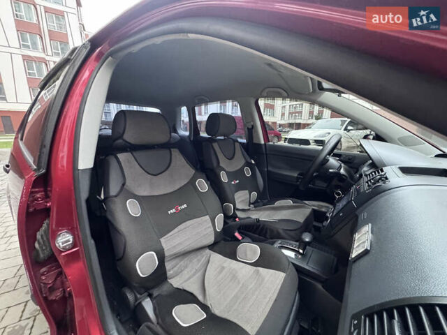 Красный Фольксваген Поло, объемом двигателя 1.4 л и пробегом 235 тыс. км за 5500 $, фото 20 на Automoto.ua