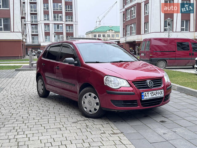 Красный Фольксваген Поло, объемом двигателя 1.4 л и пробегом 235 тыс. км за 5500 $, фото 10 на Automoto.ua