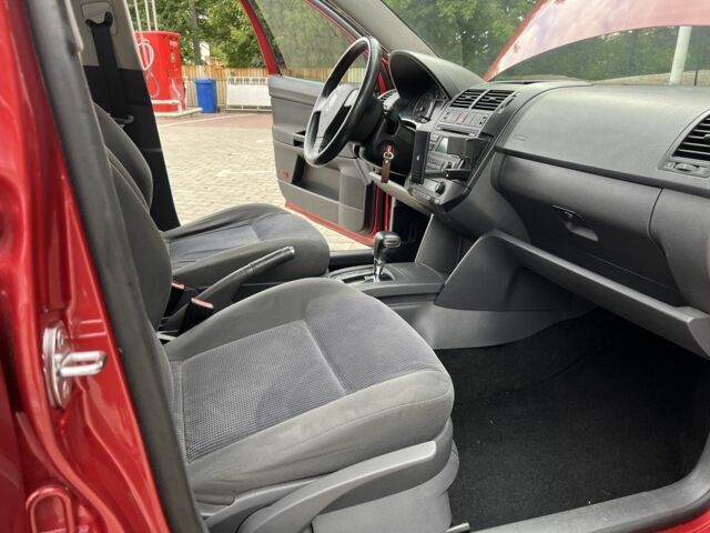 Червоний Фольксваген Поло, об'ємом двигуна 1.6 л та пробігом 222 тис. км за 6200 $, фото 17 на Automoto.ua