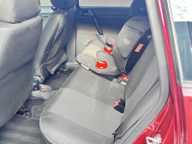 Червоний Фольксваген Поло, об'ємом двигуна 1.4 л та пробігом 178 тис. км за 5300 $, фото 21 на Automoto.ua