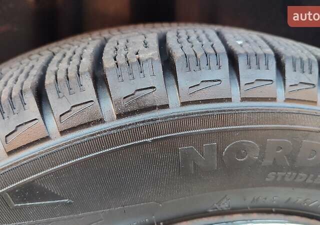 Красный Фольксваген Поло, объемом двигателя 1.4 л и пробегом 240 тыс. км за 4950 $, фото 8 на Automoto.ua