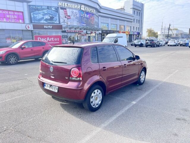 Червоний Фольксваген Поло, об'ємом двигуна 1.4 л та пробігом 178 тис. км за 5300 $, фото 5 на Automoto.ua