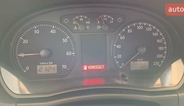 Червоний Фольксваген Поло, об'ємом двигуна 1.4 л та пробігом 202 тис. км за 5699 $, фото 12 на Automoto.ua