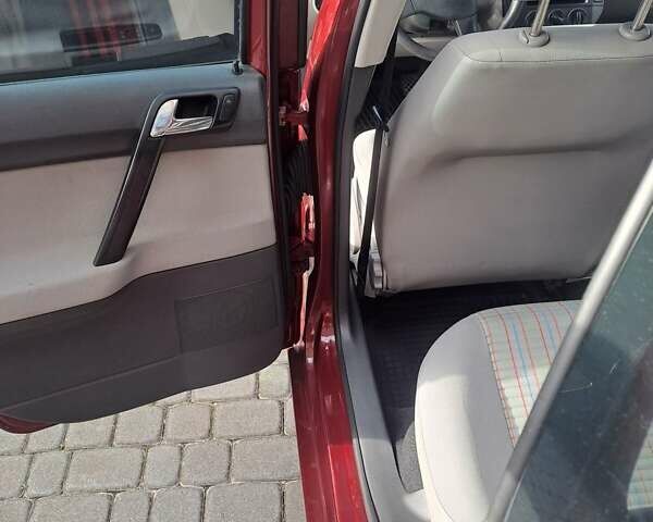 Червоний Фольксваген Поло, об'ємом двигуна 1.39 л та пробігом 189 тис. км за 5500 $, фото 20 на Automoto.ua