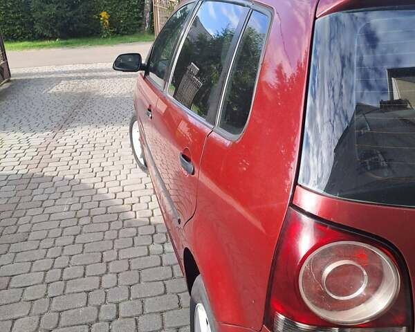 Червоний Фольксваген Поло, об'ємом двигуна 1.39 л та пробігом 189 тис. км за 5500 $, фото 22 на Automoto.ua