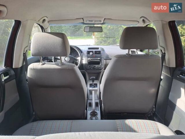 Червоний Фольксваген Поло, об'ємом двигуна 1.39 л та пробігом 189 тис. км за 5500 $, фото 1 на Automoto.ua