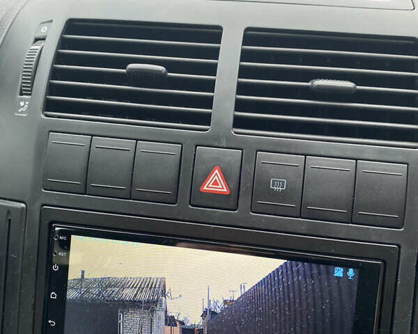 Червоний Фольксваген Поло, об'ємом двигуна 1.4 л та пробігом 130 тис. км за 5700 $, фото 6 на Automoto.ua