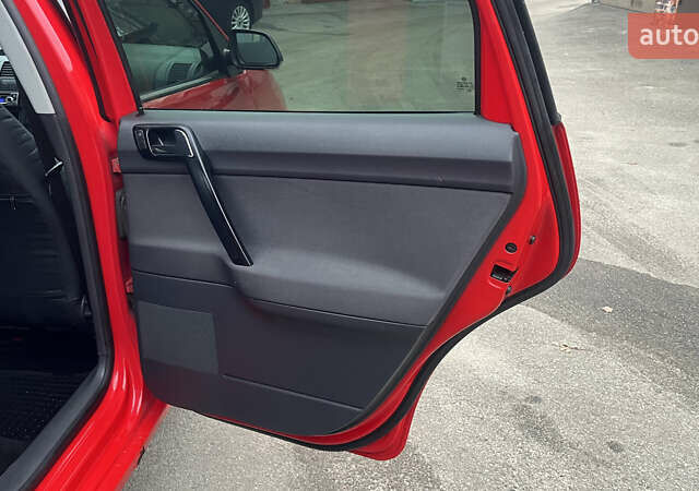 Красный Фольксваген Поло, объемом двигателя 1.4 л и пробегом 200 тыс. км за 4500 $, фото 16 на Automoto.ua