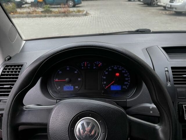 Красный Фольксваген Поло, объемом двигателя 1.4 л и пробегом 198 тыс. км за 2450 $, фото 6 на Automoto.ua