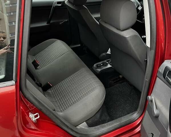 Червоний Фольксваген Поло, об'ємом двигуна 1.4 л та пробігом 195 тис. км за 2600 $, фото 8 на Automoto.ua