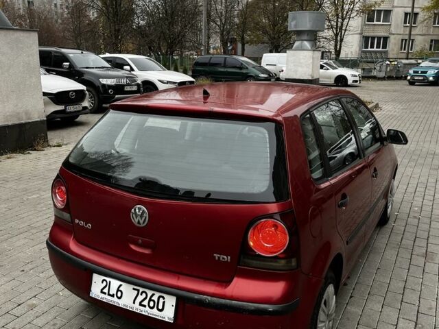 Червоний Фольксваген Поло, об'ємом двигуна 1.4 л та пробігом 193 тис. км за 2500 $, фото 4 на Automoto.ua