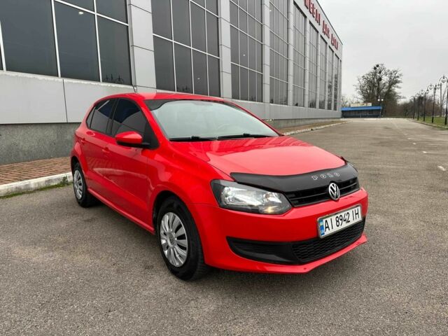 Красный Фольксваген Поло, объемом двигателя 1.4 л и пробегом 158 тыс. км за 6950 $, фото 2 на Automoto.ua