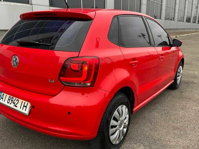 Красный Фольксваген Поло, объемом двигателя 1.4 л и пробегом 158 тыс. км за 6950 $, фото 18 на Automoto.ua