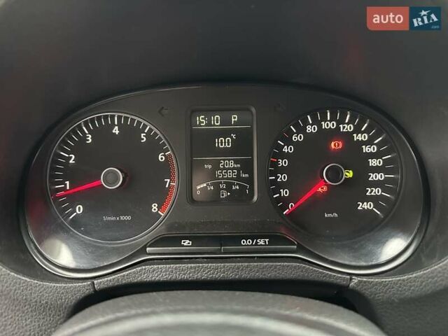 Красный Фольксваген Поло, объемом двигателя 1.39 л и пробегом 158 тыс. км за 6950 $, фото 11 на Automoto.ua