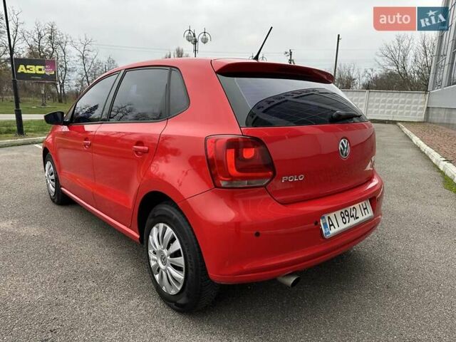 Красный Фольксваген Поло, объемом двигателя 1.39 л и пробегом 158 тыс. км за 6950 $, фото 22 на Automoto.ua